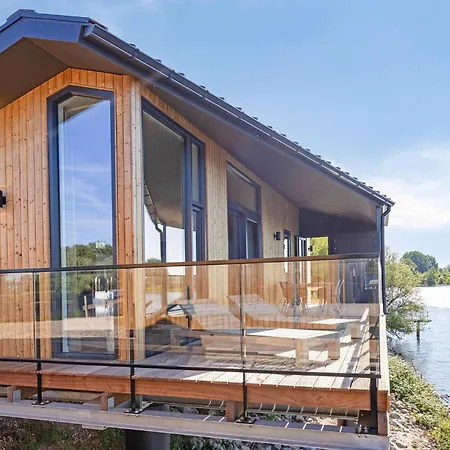 Holiday home In With View